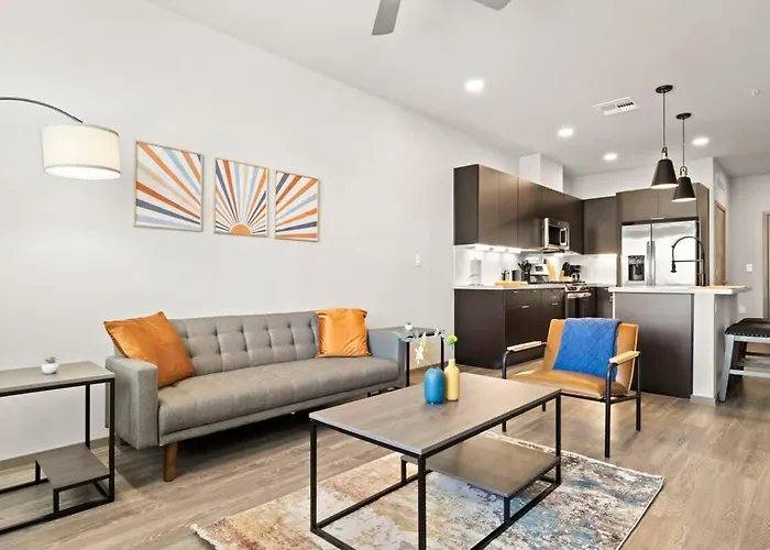 Apartment Stunning Westgate Cozysuites By Stadium With Pool 8 Glendale