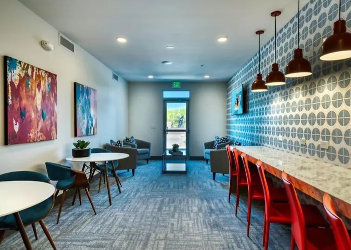 Apartment Stunning Westgate Cozysuites By Stadium With Pool 8