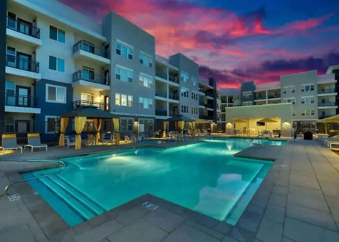 Stunning Westgate Cozysuites By Stadium With Pool 8 Apartment