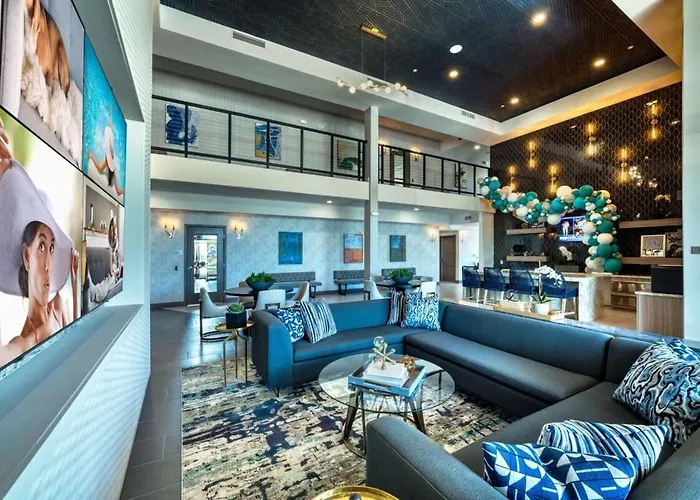 Apartment Stunning Westgate Cozysuites By Stadium With Pool 8 *
