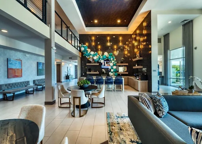 Apartment Stunning Westgate Cozysuites By Stadium With Pool 8 Glendale