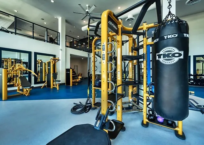 Stunning Westgate Cozysuites By Stadium With Pool 8 Glendale